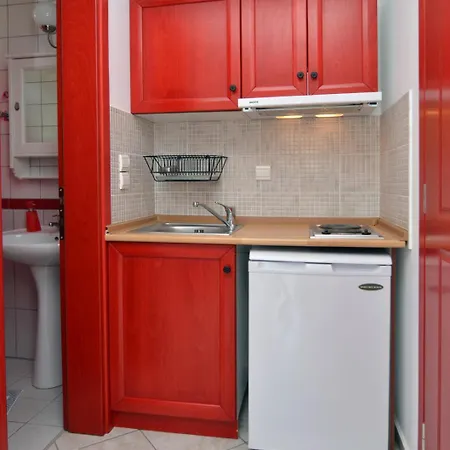 アパートホテル Amversashouse 3*